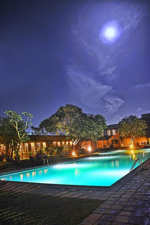 The Long Beach Resort & Spa Koggala Ngoại thất bức ảnh
