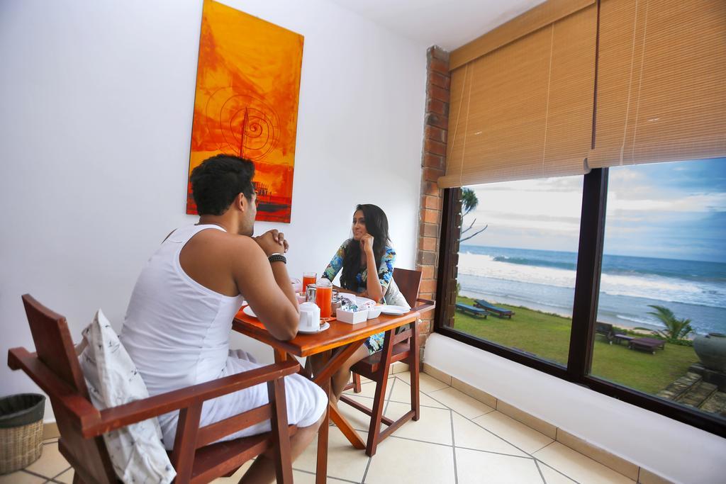 The Long Beach Resort & Spa Koggala Ngoại thất bức ảnh