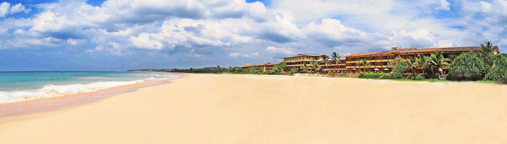 The Long Beach Resort & Spa Koggala Ngoại thất bức ảnh